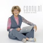 12-10-2004 Simone Kleinsma at studio Amsterdam Photo: Govert de Roos/Connu